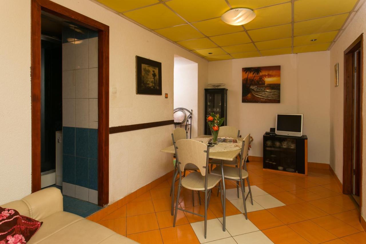 Barbara Guest house